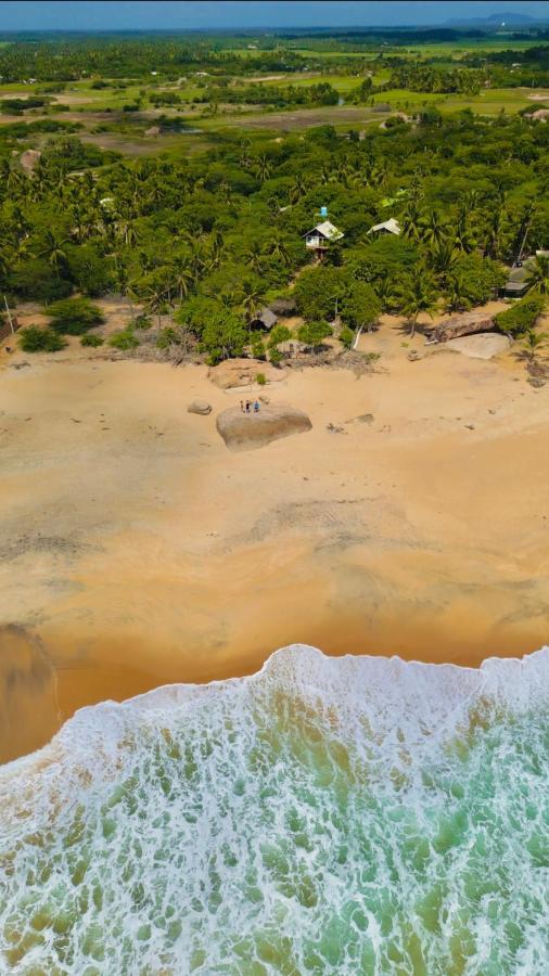 Sarada Beach Resort Yala Tissamaharama Eksteriør bilde